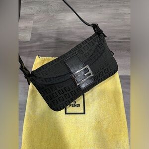 Authentic🖤Vintage Fendi Zucchino Double Flap Baguette.
